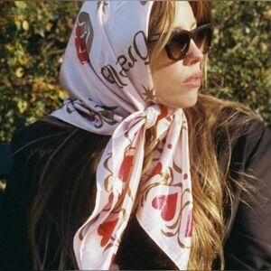 Orebella | Vibrant Red And Pink Signature Scarf